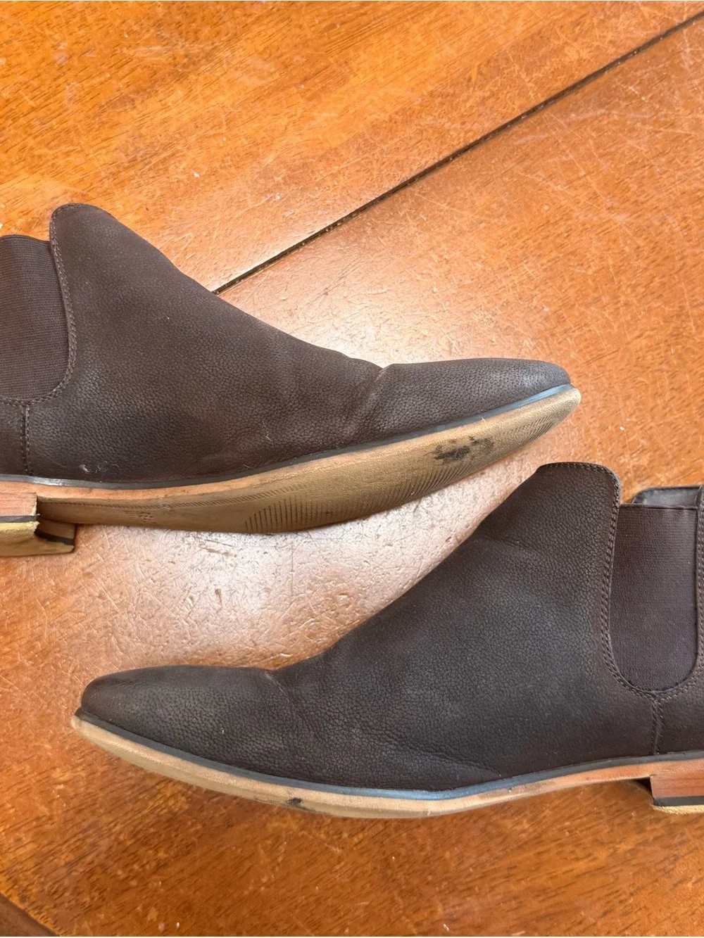Reaction Kenneth Cole preowned kenneth